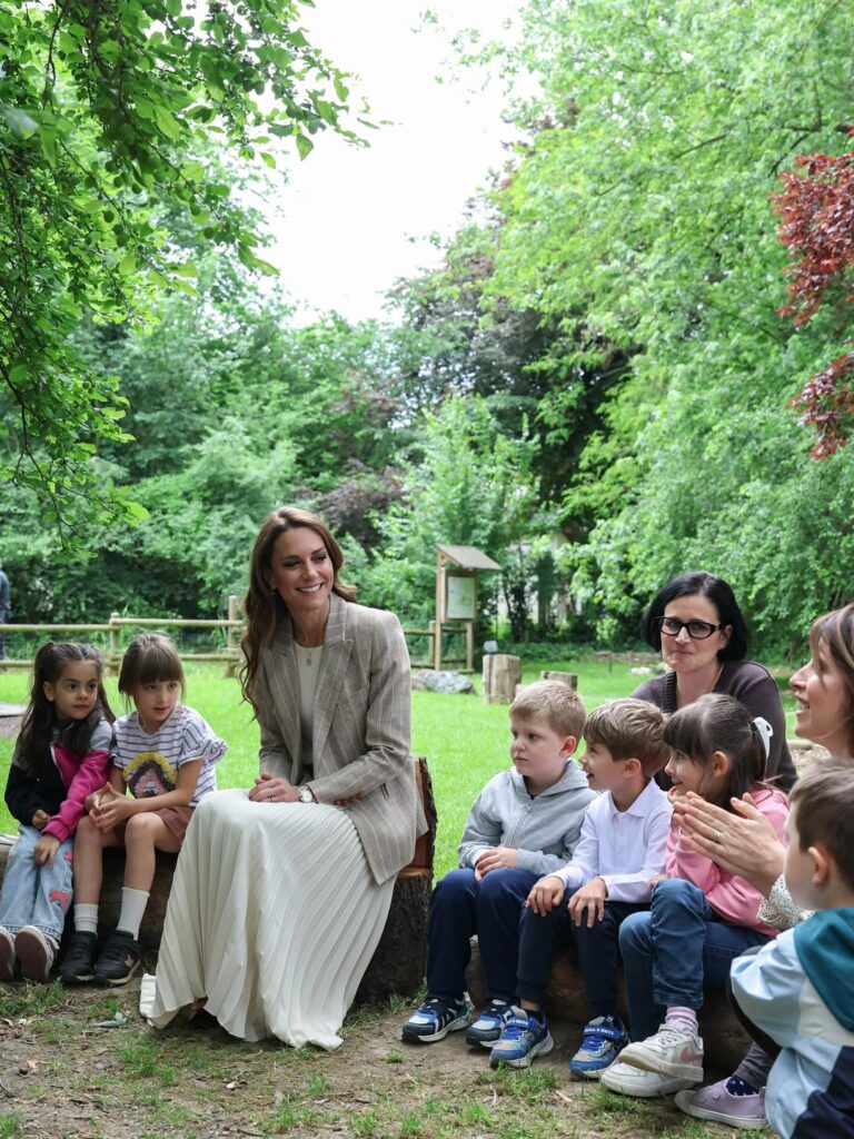 Kate emociona Italia tras conmovedora jornada junto a niños