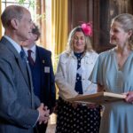 Emotivo momento entre Eduardo y Lady Louise conmueve Escocia