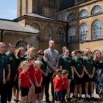 Harry y William coinciden cerca, pero siguen separados