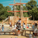 Un galeón de Peter Pan devuelve la vida al legado de Diana