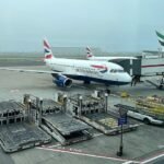 Avión estacionado en la Terminal 3 del aeropuerto de Heathrow