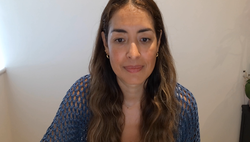 Laura Morales, abogada de inmigración y colaboradora legal de Esto Debe Saber
