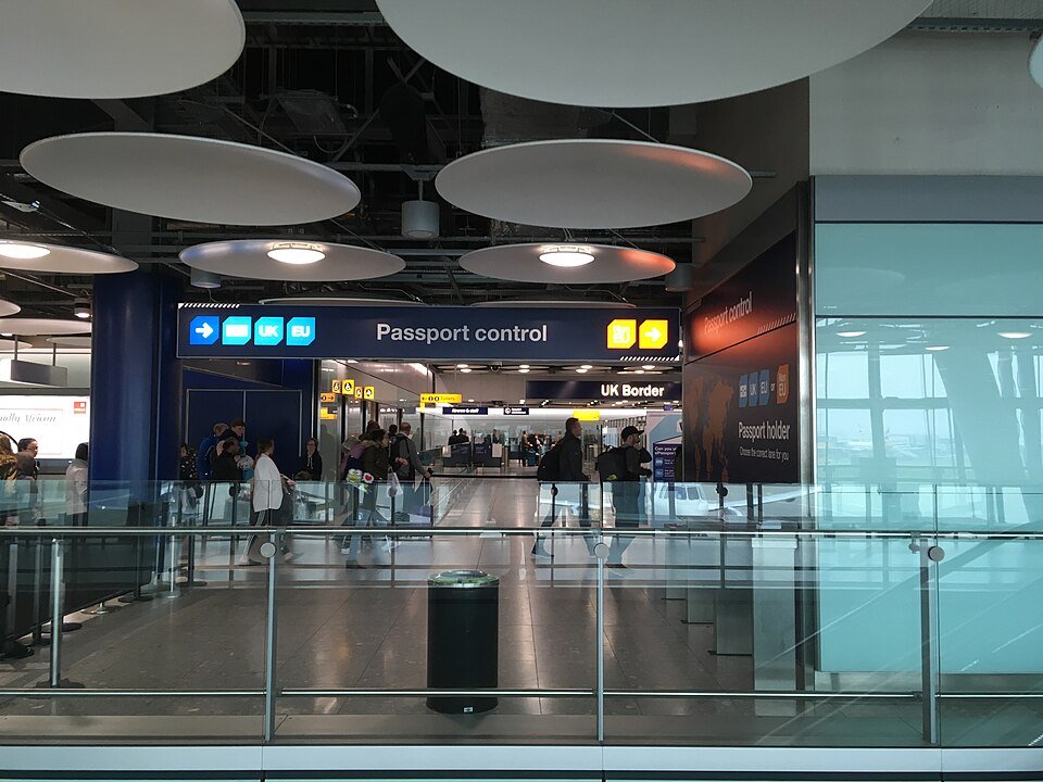 Control de pasaportes, UK Border
