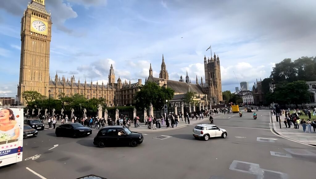 Big Ben y Parliament Square en Londres