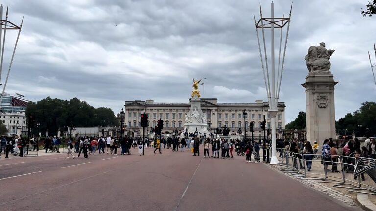 Calendarios de adviento de la Casa Real: qué incluyen, cuánto cuestan y dónde comprarlos (y por qué se comparan con el de Meghan)